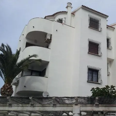 En Denia, Urbanizacion El Palmar Con Piscina, Toboganes Y Chiringuito デニア